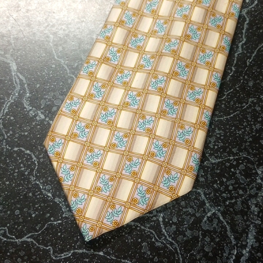 LANVIN Paris Beautiful Silk Tie Made In France EUC